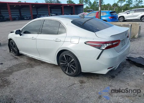 2022 Toyota Camry Xse z USA, uszkodzony, nr VIN 4T1K61AKXNU003092